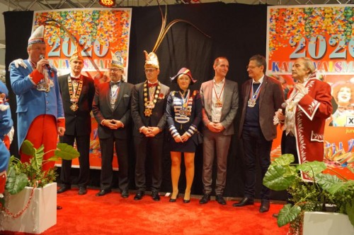 05.01.2020  7de Karnevalsmarkt Hennef   227 